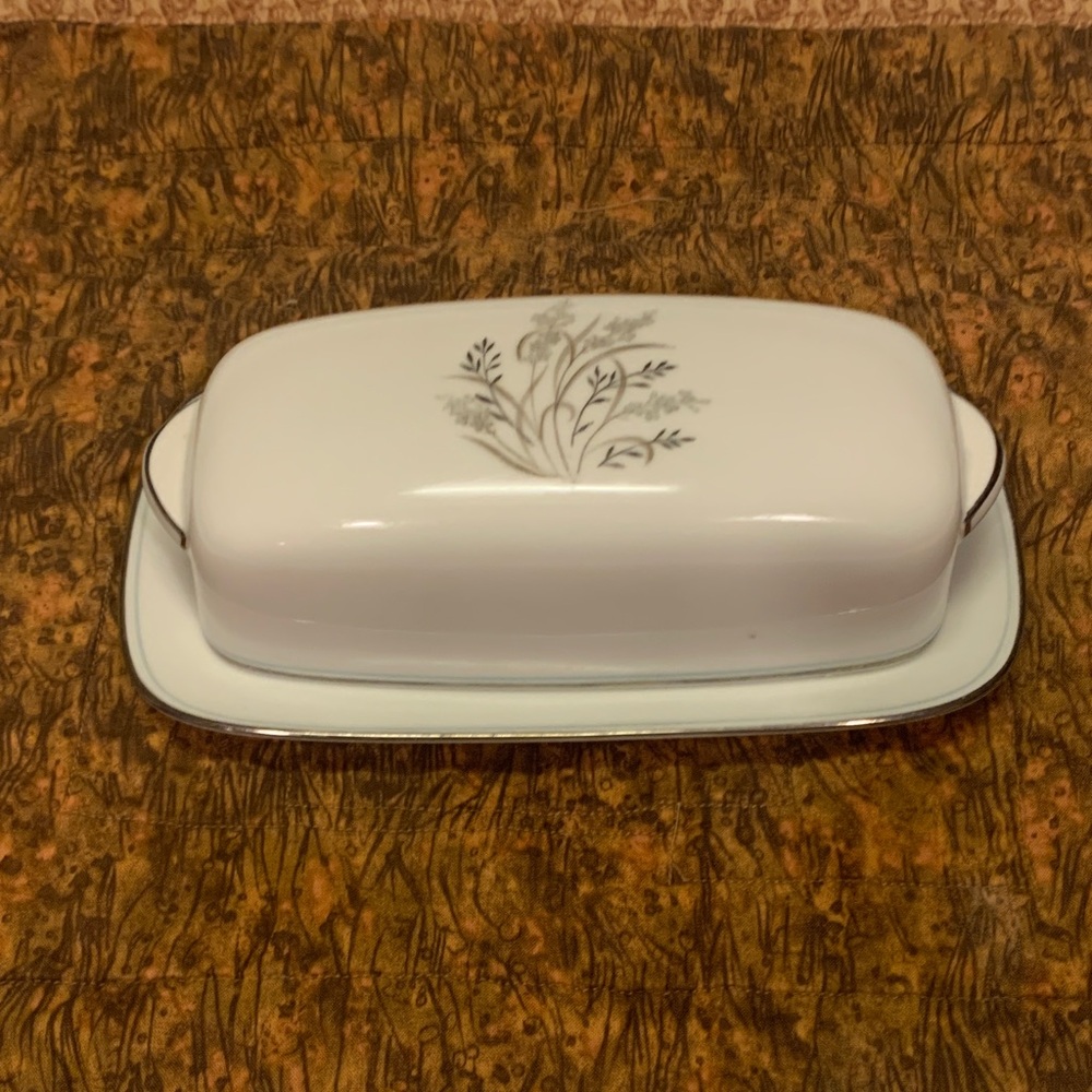 Noritake China White Ceramic Butter Dish with Floral Design